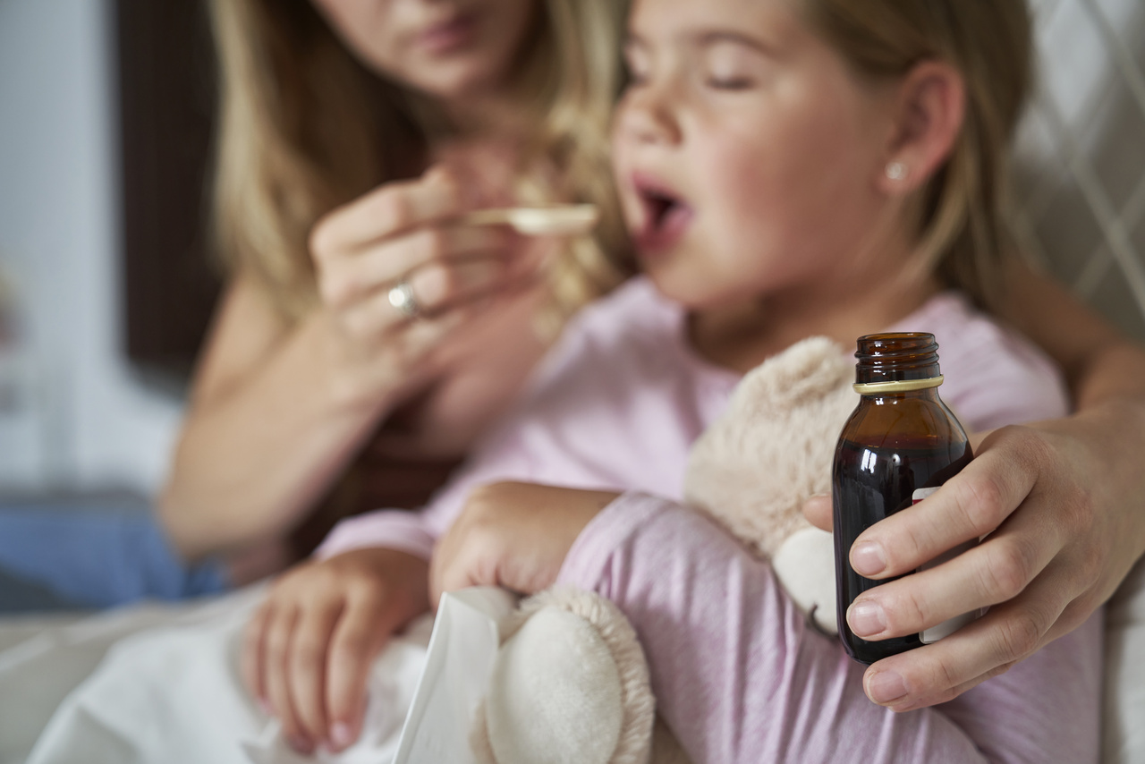 Como fortalecer a imunidade infantil sem exagerar nos medicamentos